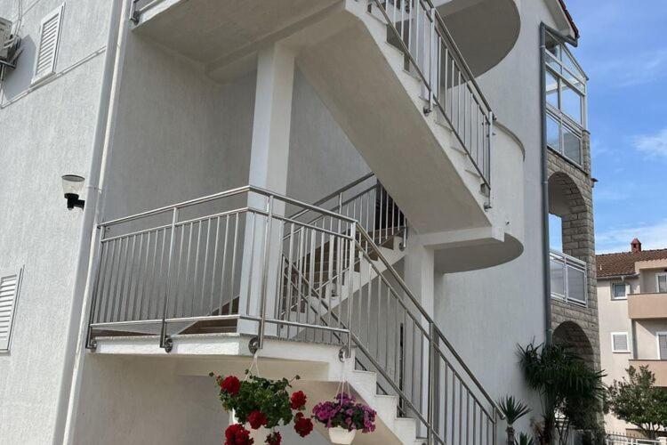 Apartments Adelheid In Biograd, Close To The Beach Biograd Na Moru Extérieur photo